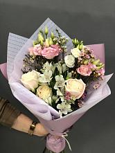 Букет цветов из:  Альстромерии, Розы и Лизиантусы #REPLACE_PRED# Нестерово