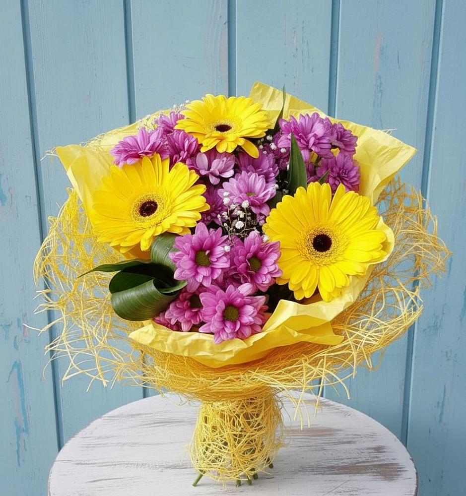 Букет цветов из: Хризантемы и Герберы в Нестерово