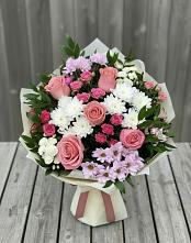 Букет цветов из:  Альстромерии, Гвоздики, Розы и Хризантемы в Нестерово