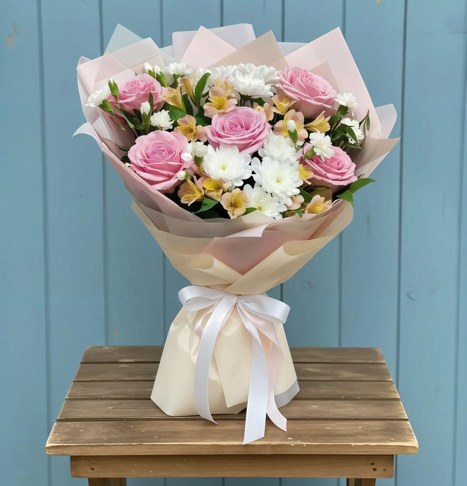 Букет цветов из: Гвоздики, Орхидеи и Розы в Нестерово