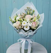 Букет цветов из:  Розы и Лизиантусы в Нестерово