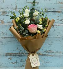 Букет цветов из:  Розы и Лизиантусы в Нестерово
